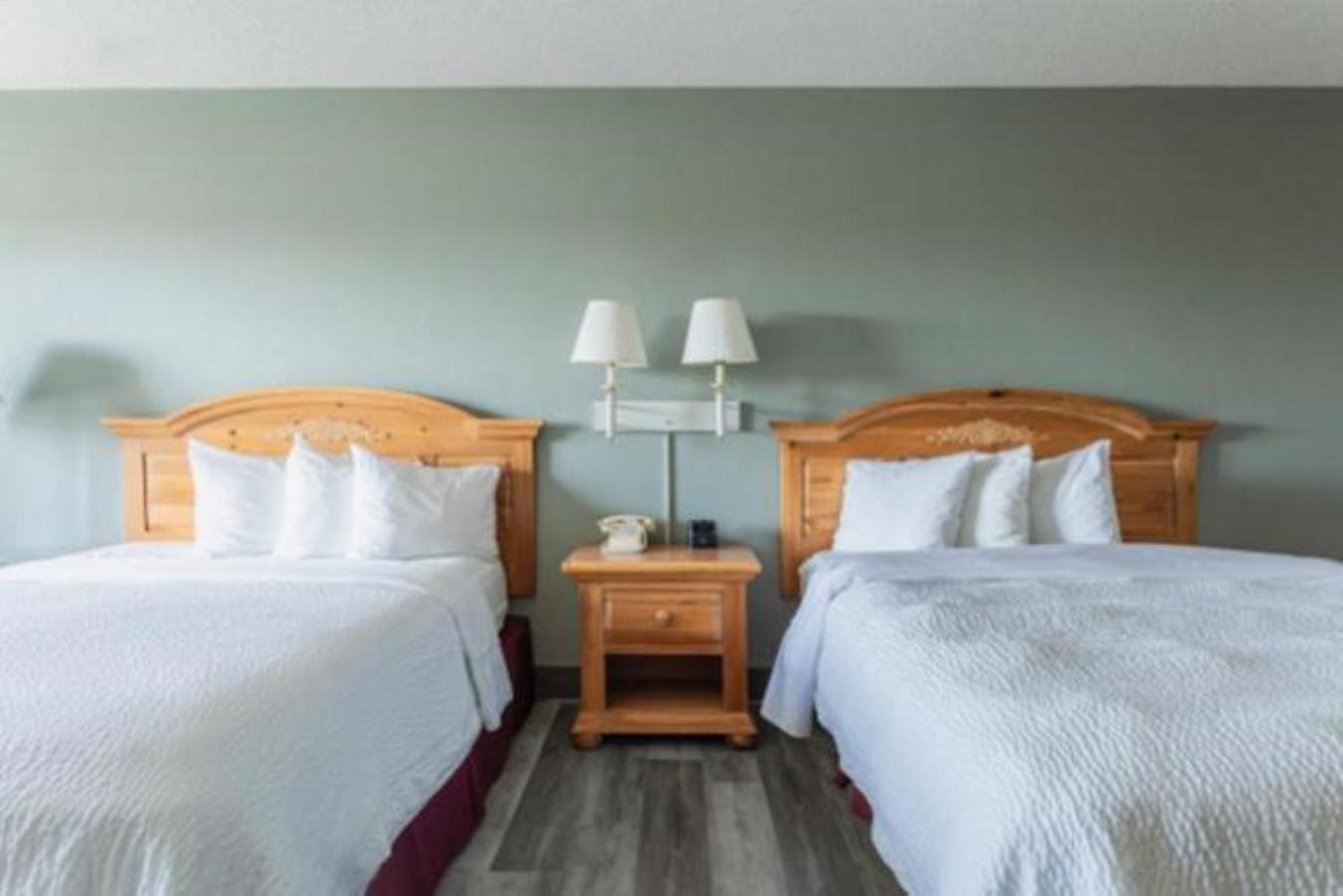 Lancaster Inn & Suites Manheim Exteriör bild