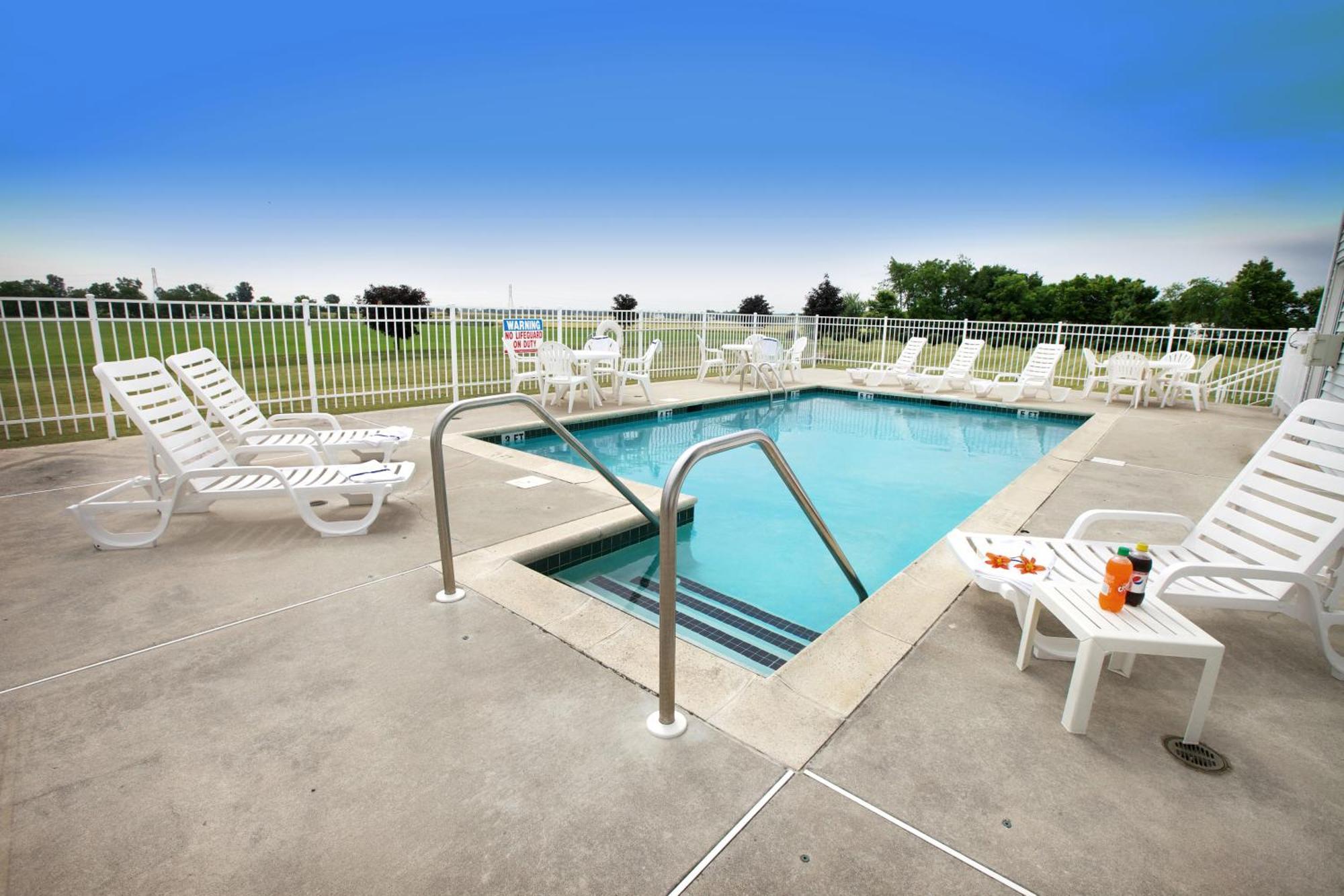 Lancaster Inn & Suites Manheim Exteriör bild
