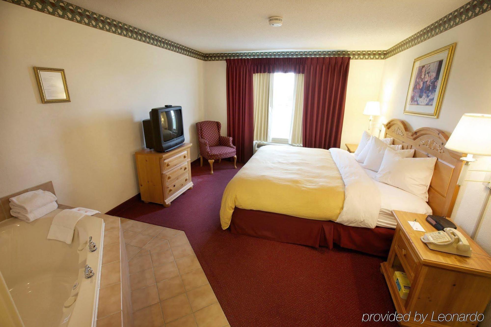 Lancaster Inn & Suites Manheim Exteriör bild